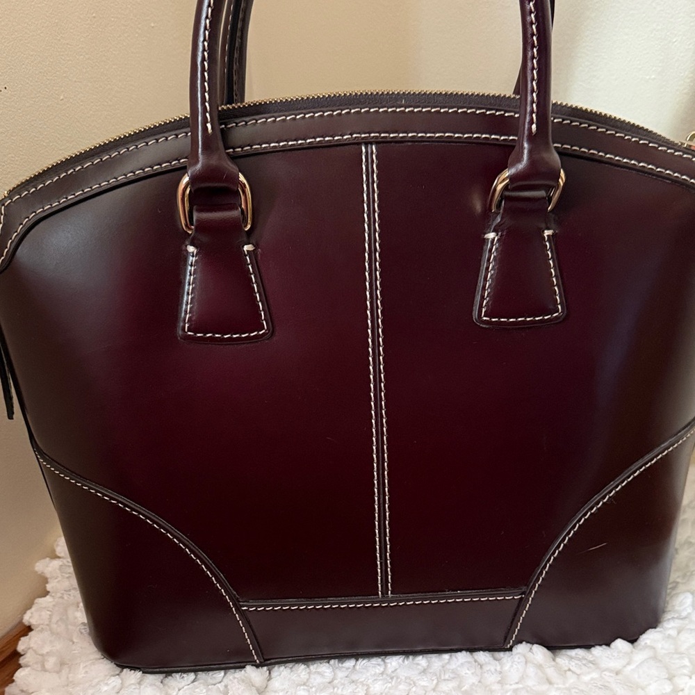 Dooney & Bourke Bordeaux Selleria Florentine Leather Domed Satchel - Picture 4 of 8